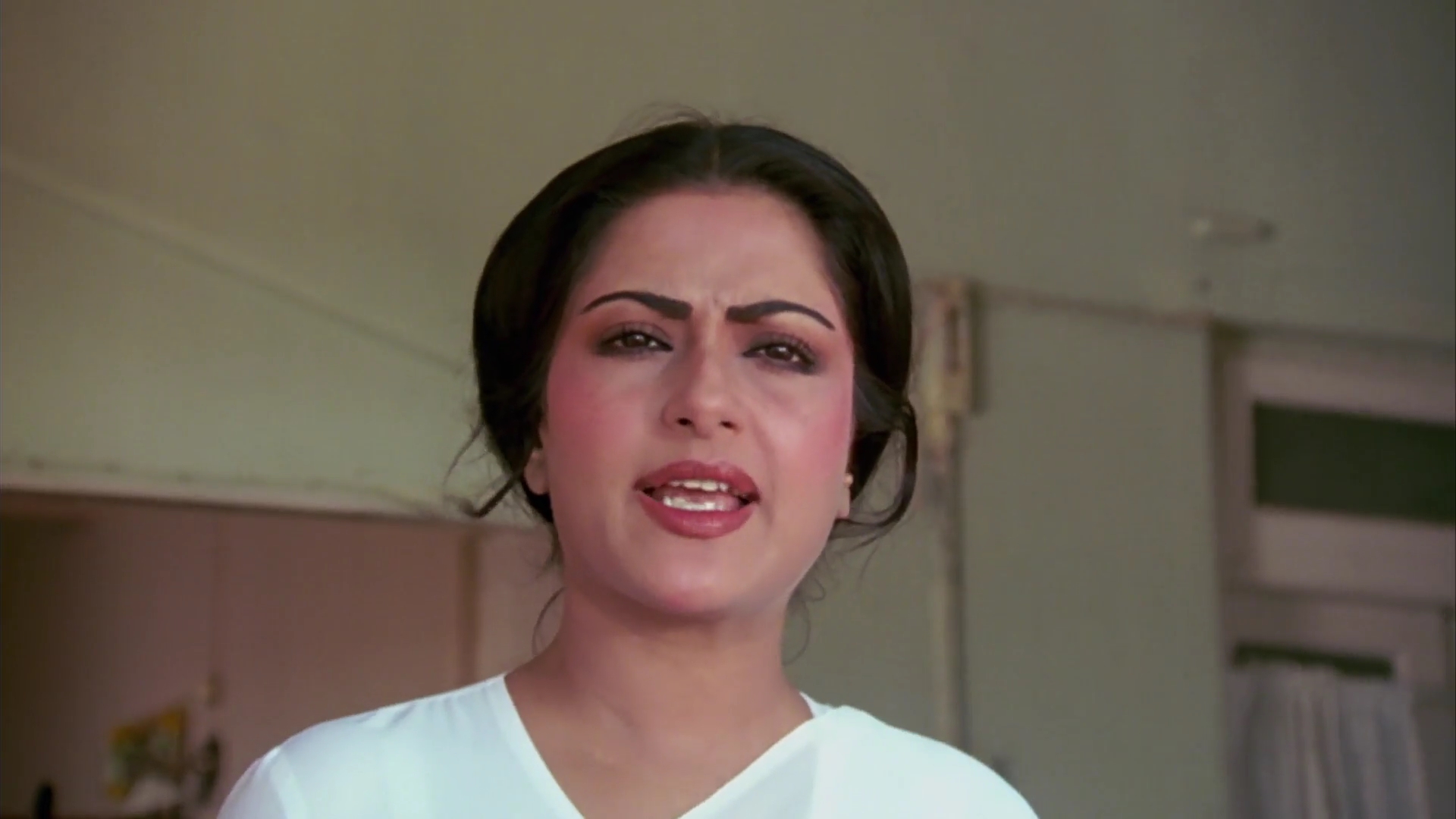 Ghar.Ek.Mandir.1984.WEBHDRip.1080p.AVC[(195485)18-21-43].JPG