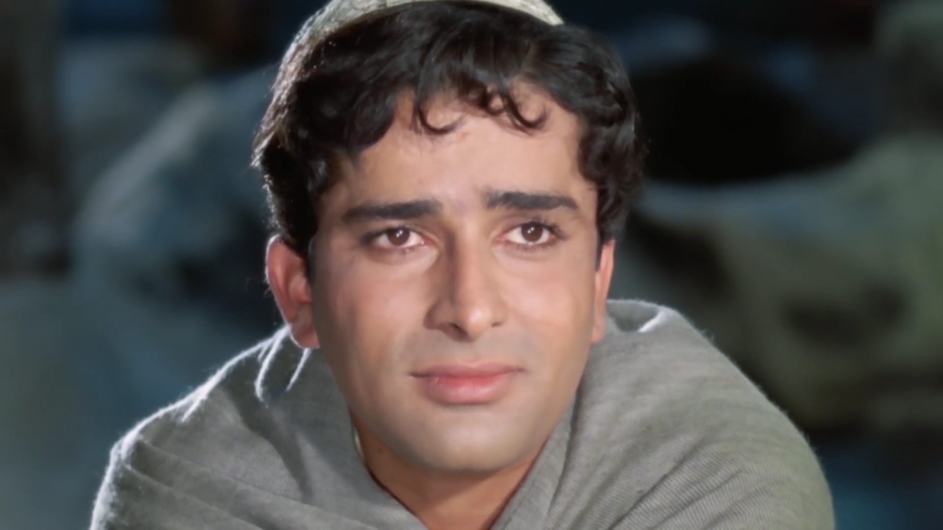 Jab.Jab.Phool.Khile.1965.WEBHDRip.1080p.AVC[(127260)18-38-45].JPG