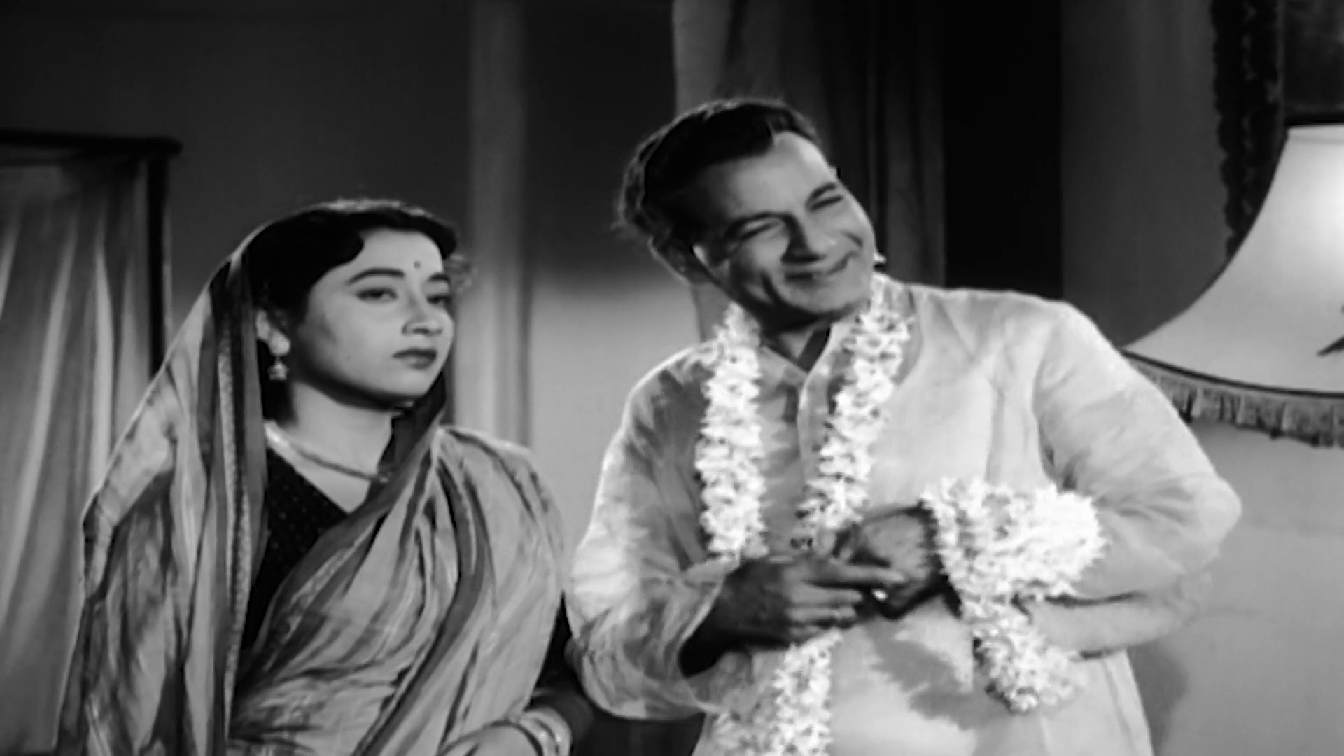 Jagte.Raho.1956.WEBHDRip.1080p.AVC[(078786)18-50-06].JPG