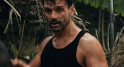 tumblr_puslutaSgj1s5lodeo9_250.gif