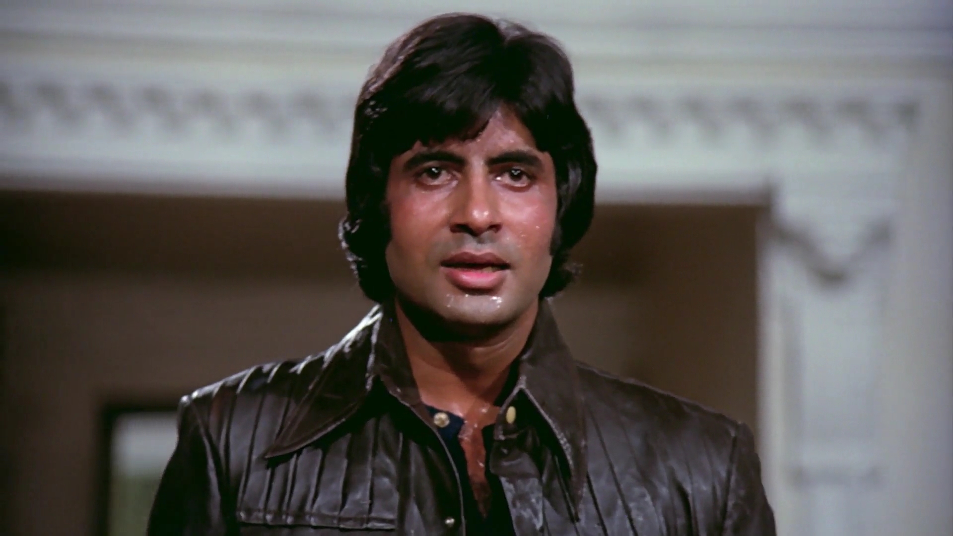 Hera Pheri.1976.1080p.WEB-DL.AVC.AAC.ESub.DDR.mp42706.jpg