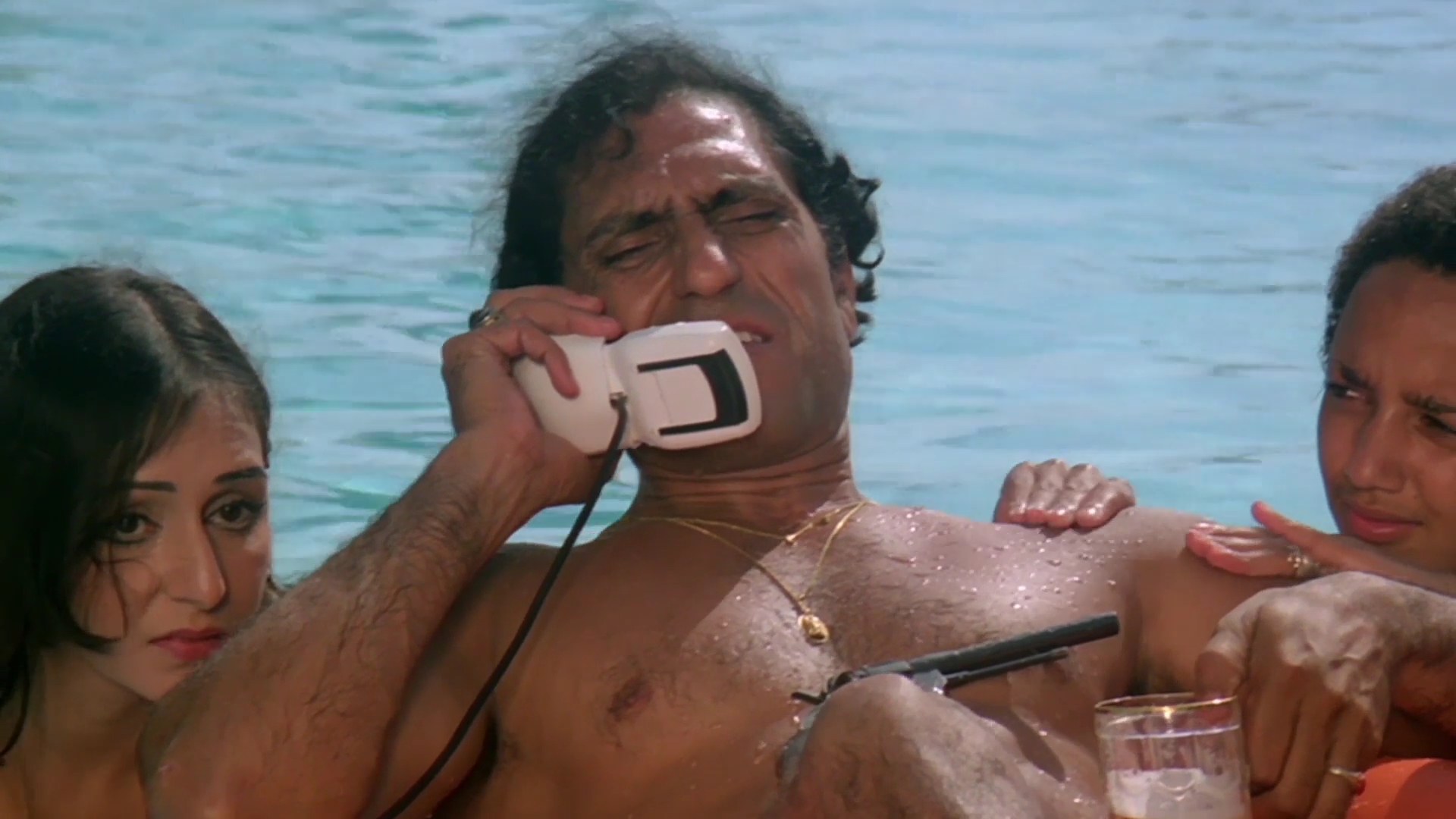 Krodhi.1981.1080p.WEB-DL.AVC.AAC.DDR[(025697)00-03-57].JPG