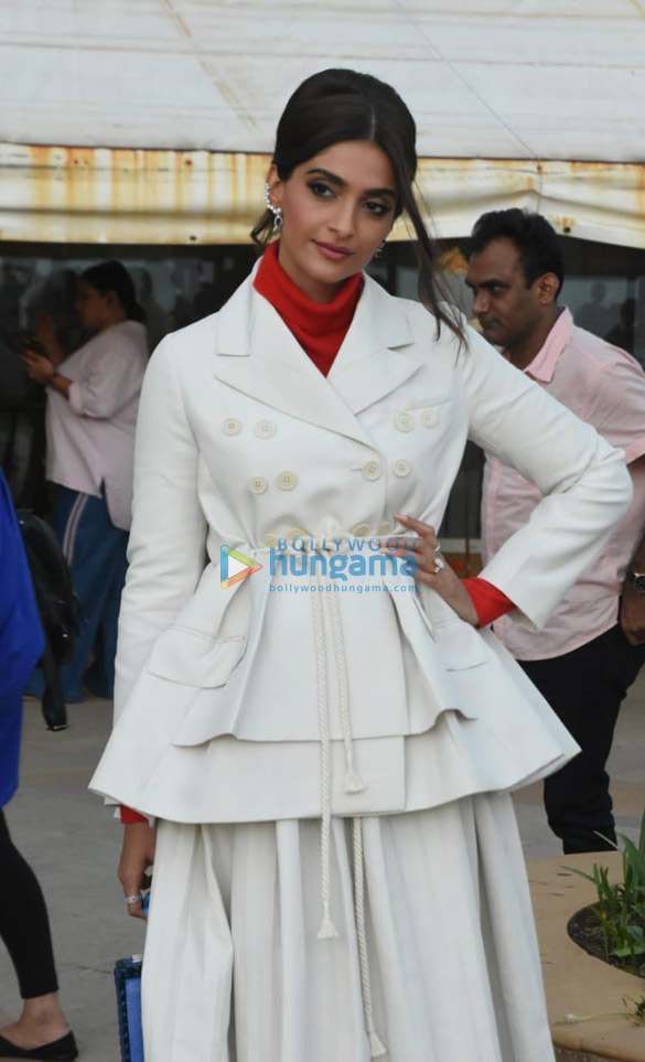Photos-Sonam-Kapoor-Ahuja-snapped-promoting-her-film-The-Zoya-Factor-1.jpg