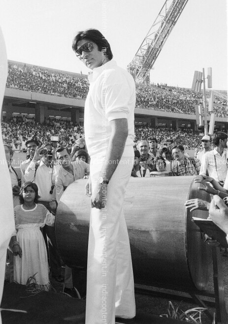 659-amitabh-bachchan--news-image-F164SN6_001421.jpg