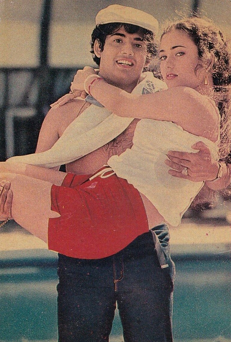 Bollywood-Postcard-Pair-Mandakini-Aashish-Channa-India.jpg