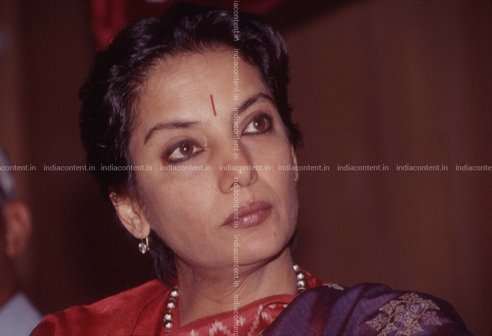 659-indian-actress-shabana-azmi-clicked-during-an-event-in-new-image-88005500_20190801_047.jpg