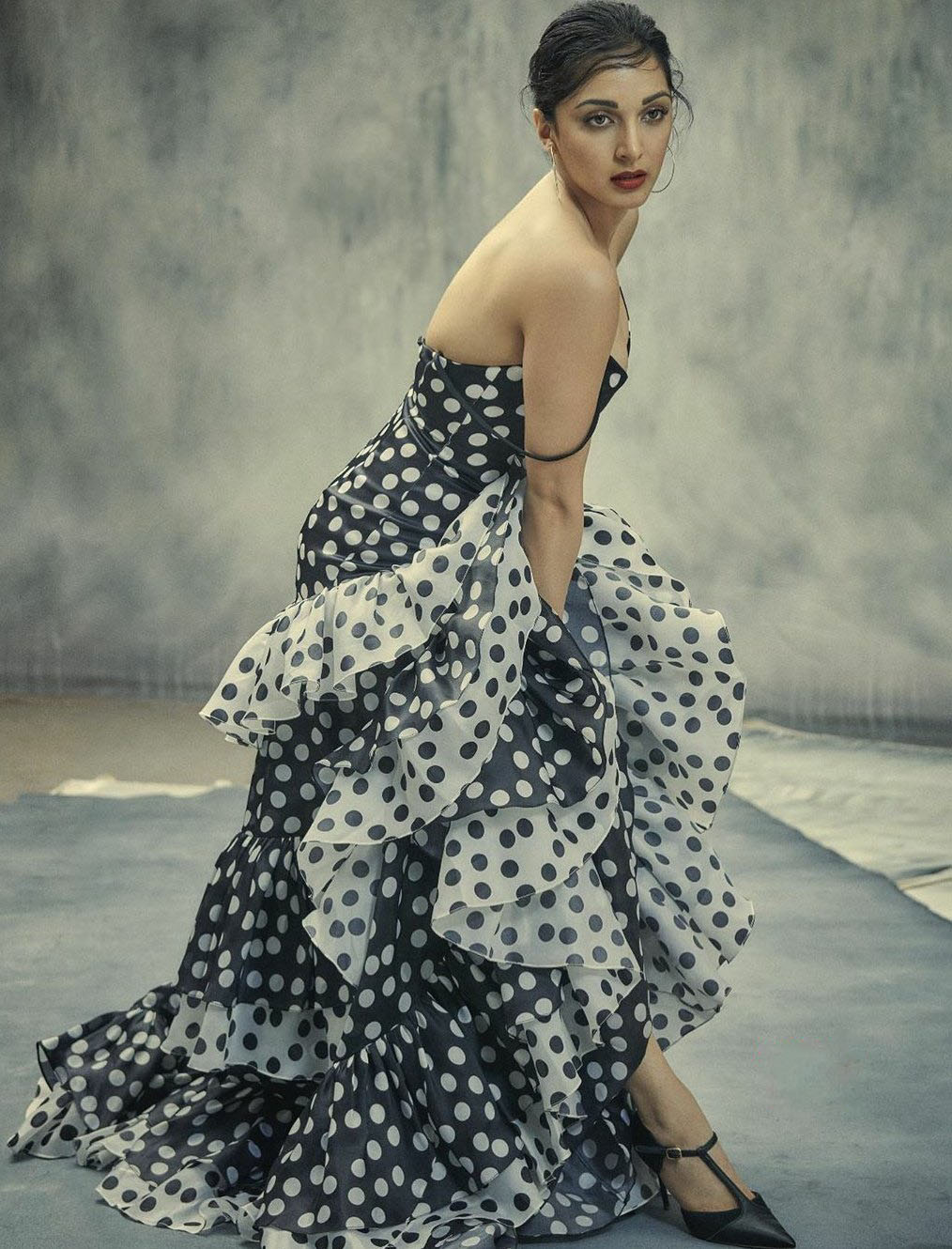 Actress-Kiara-Advani-Hot-and-Sexy-stills-from-Vogue-magazine-cover-shoot.jpg