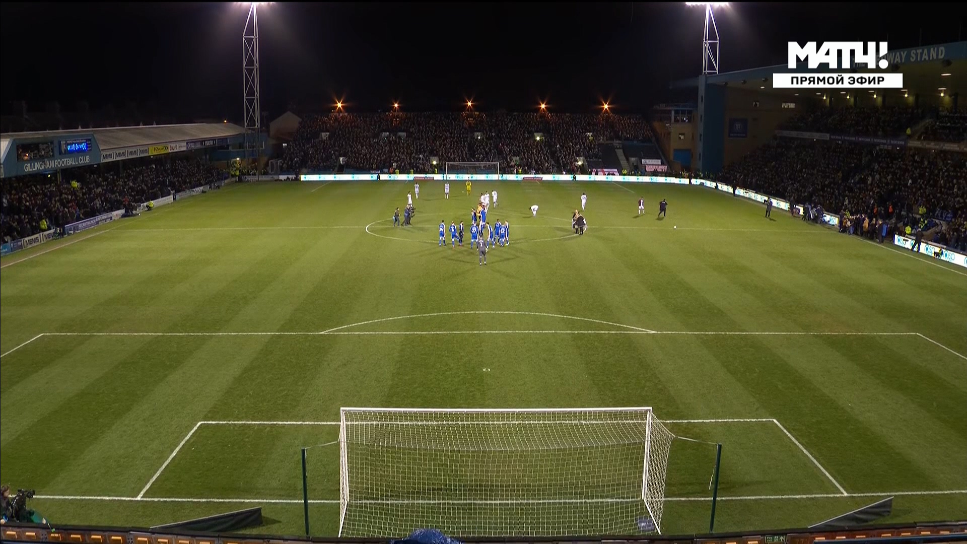 Кубок Англии 2019-2020 132 финала Джиллингем - Вест Хэм Матч! Футбол 3 HD.ts_20200106_014855.880.jpg