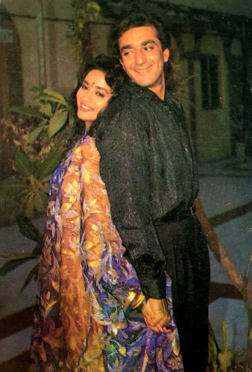 Bollywood-Film-Movie-Postcard-SANJAY-DUTT-MADHURI-4973.jpg