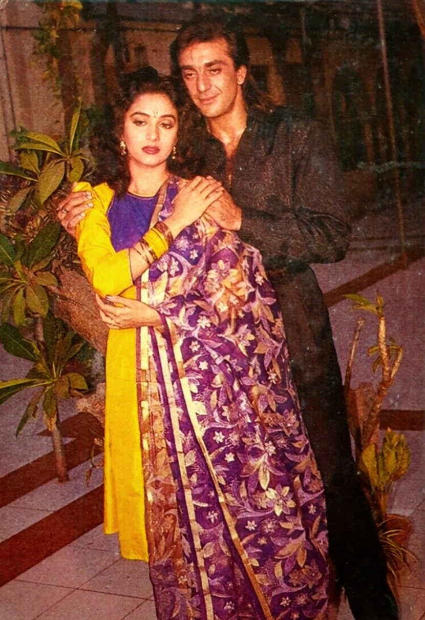 Bollywood-Film-Movie-Postcard-SANJAY-DUTT-MADHURI-4972 (1).jpg