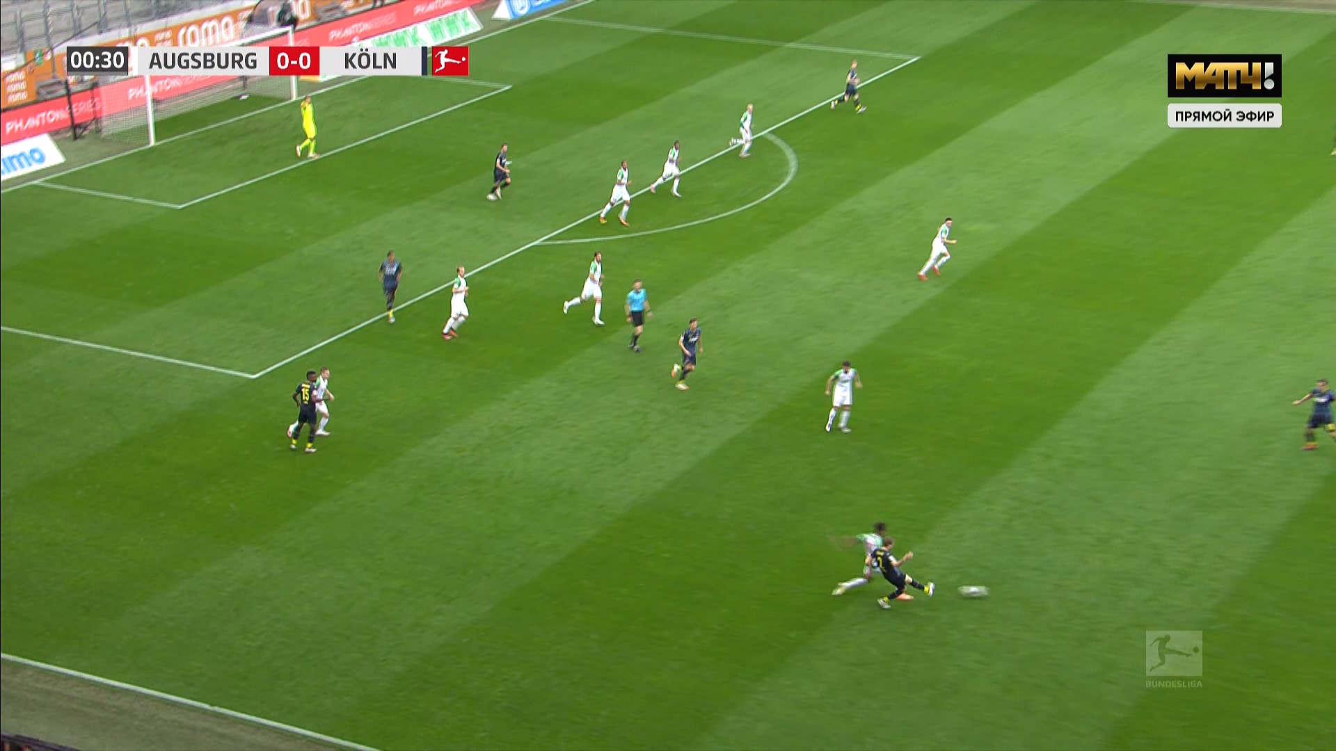Чемпионат Германии 2019-2020 30-й тур Аугсбург - Кёльн Матч ТВ HD.ts_20200607_232452.255.jpg
