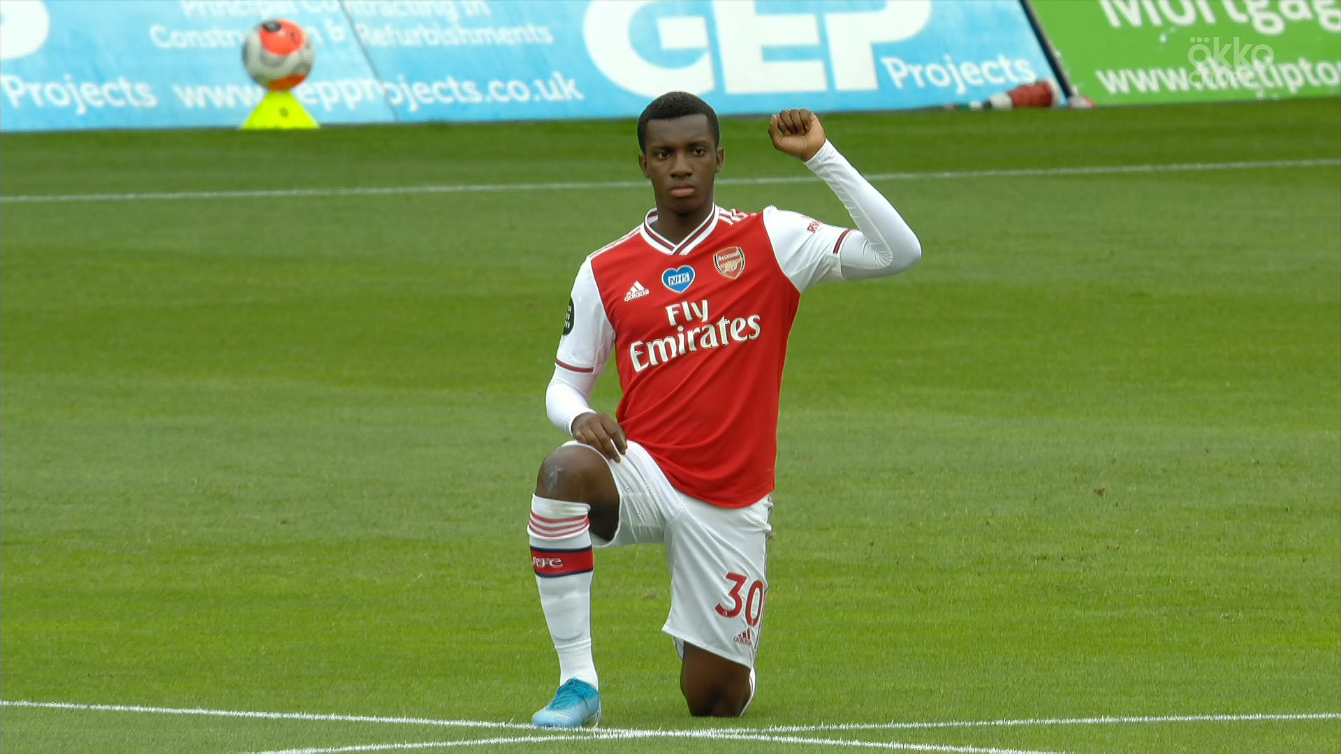 Чемпионат Англии 2019-2020 33-й тур Вулверхэмптон - Арсенал Okko Спорт.mkv_20200705_130429.769.jpg