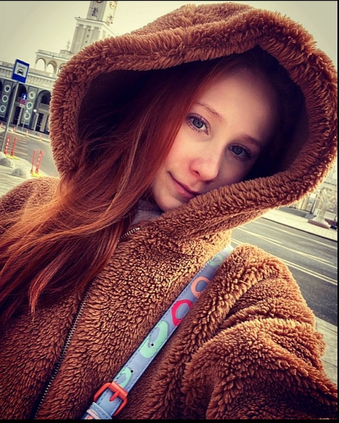 https://i6.imageban.ru/out/2021/03/22/efa9788699d16e890278c07100a6318f.jpg