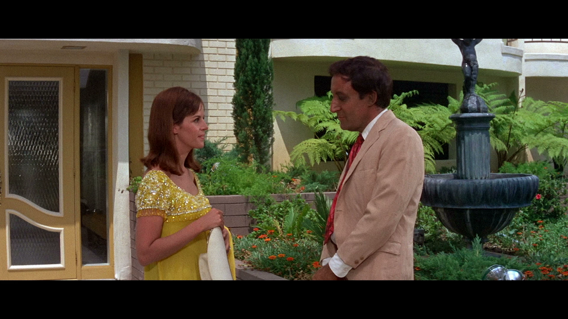 The.Party.1968.Koch.Media.BDRemux.1080p[(137905)08-43-47].PNG