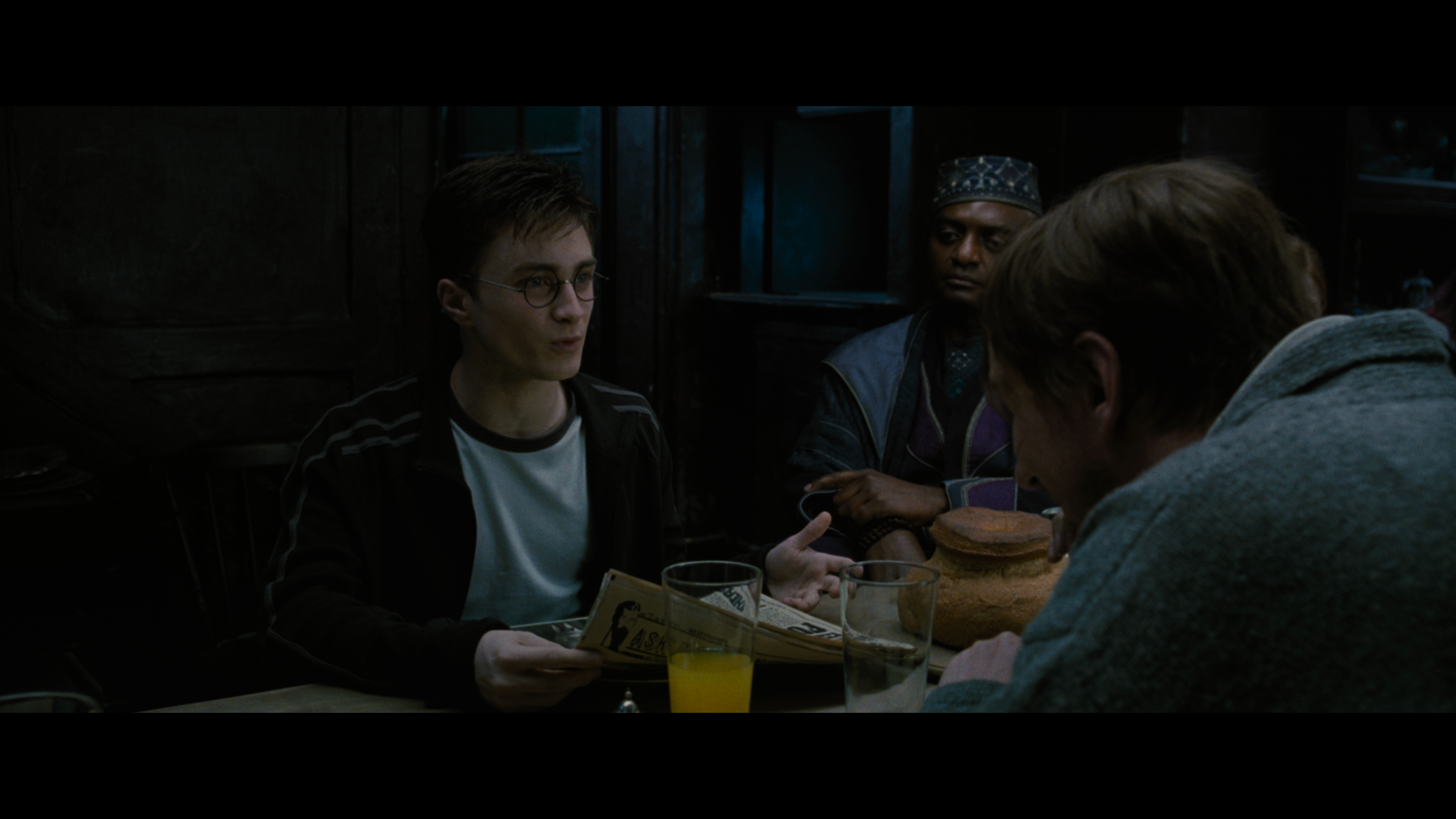 Harry.Potter.and.the.Order.of.the.Phoenix.2007.2160p.UHD.BDRemux.DTSX.7.1.P8.HYBRID.DoVi-DVT.mkv_20220129_151052.179.png