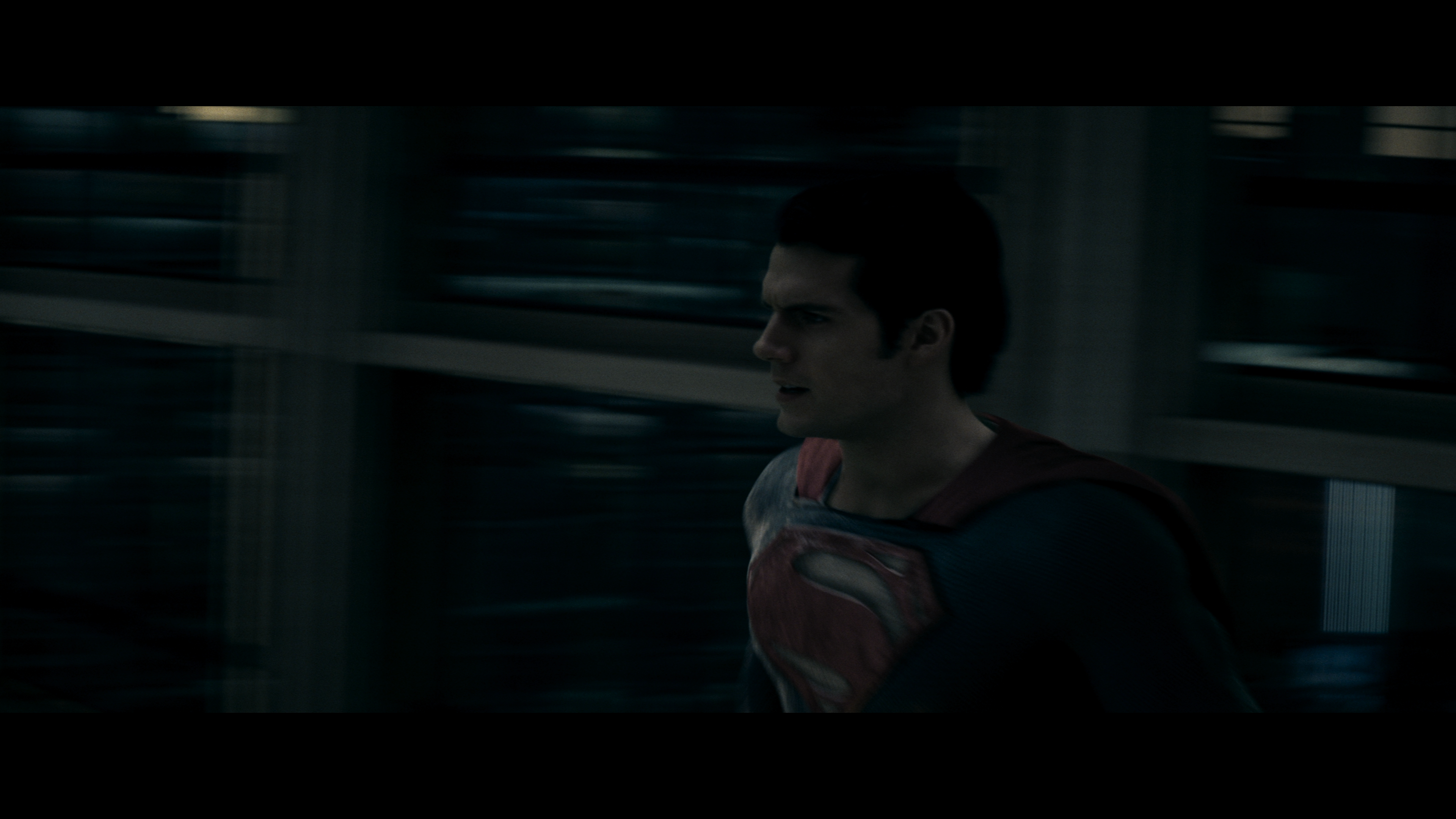 Man.of.Steel.2013.2160p.UHD.BDRemux.TrueHD.7.1.Atmos.HYBRID.DoVi.P8.by.DVT.mkv_20220308_182028.122.png