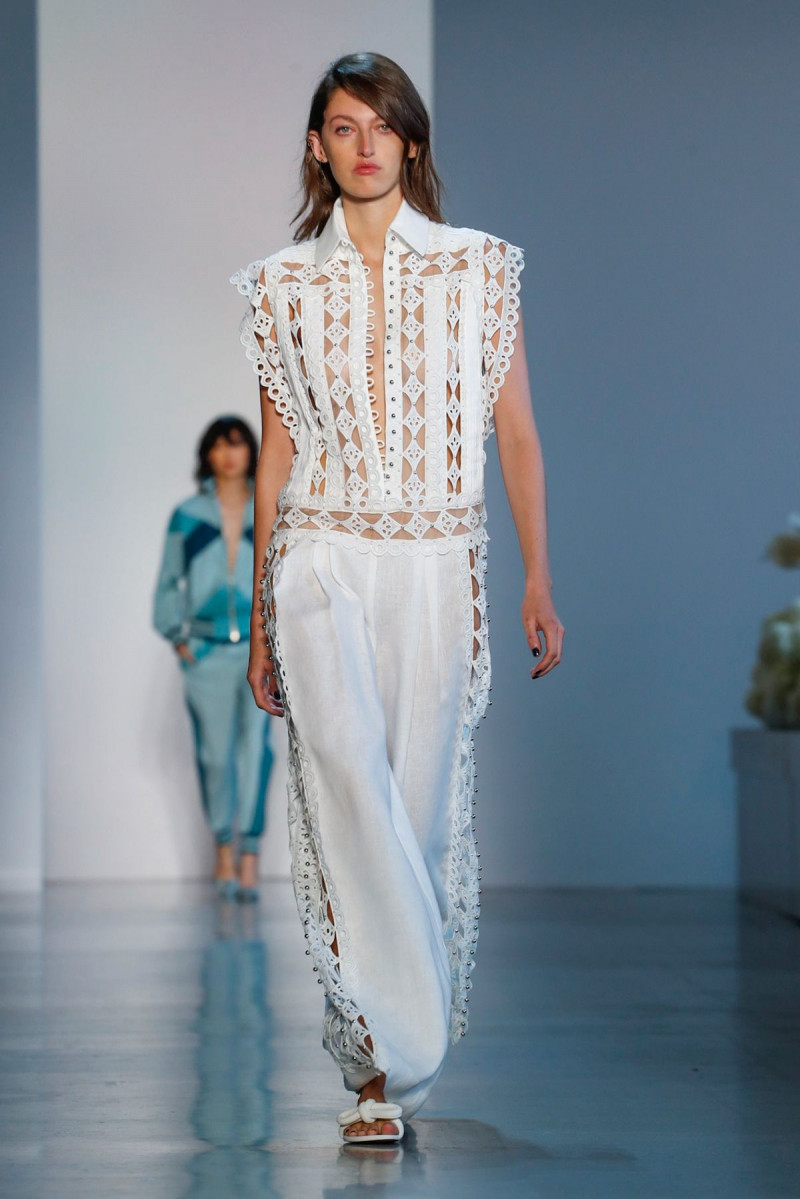 Zimmermann-Collection-RTW-SS19-New-York-0907-1536597294.jpg