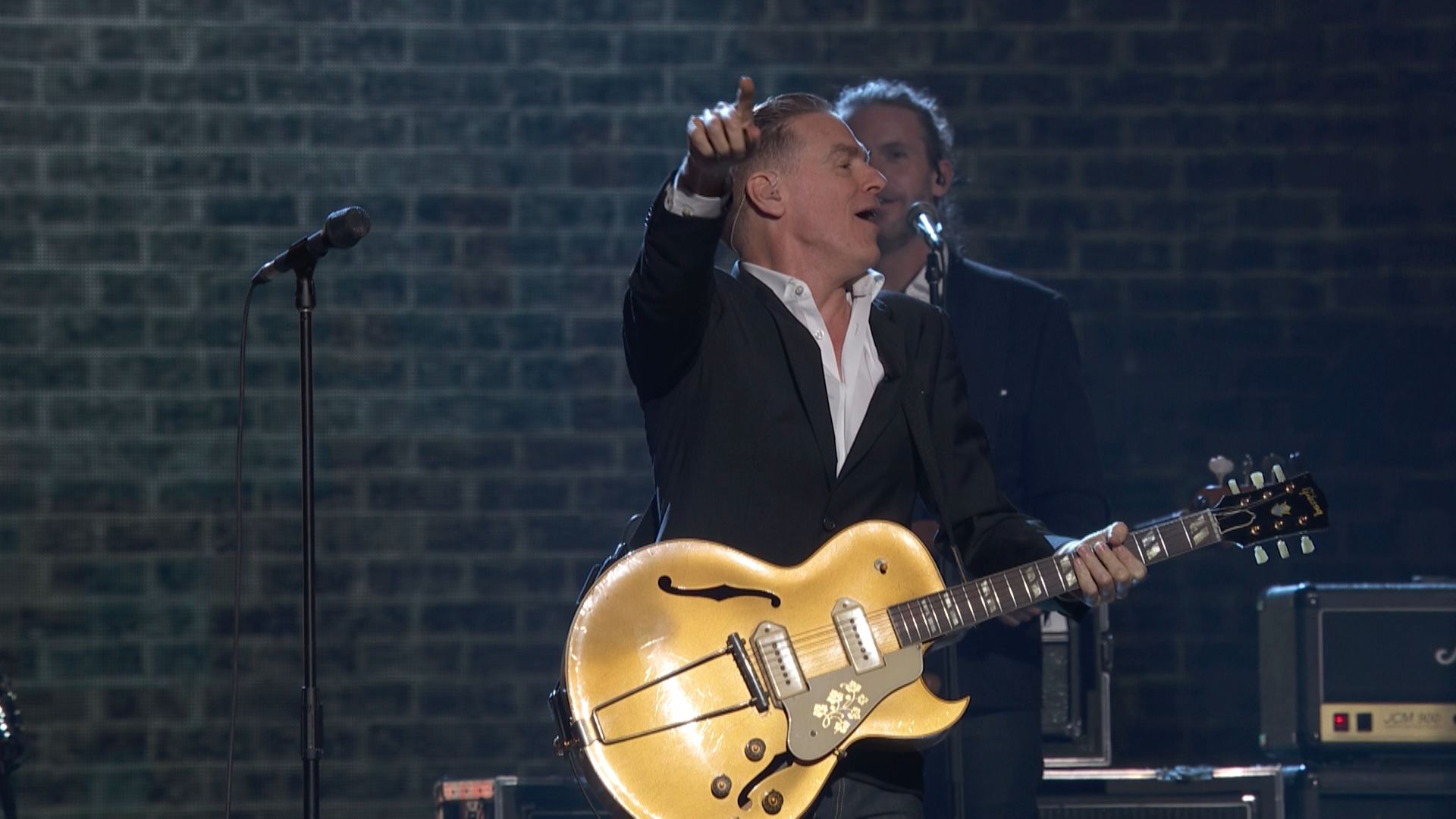 Bryan Adams - Go Down Rockin (The 2016 Juno Awards) 2016.ts_20220514_181002.731.png