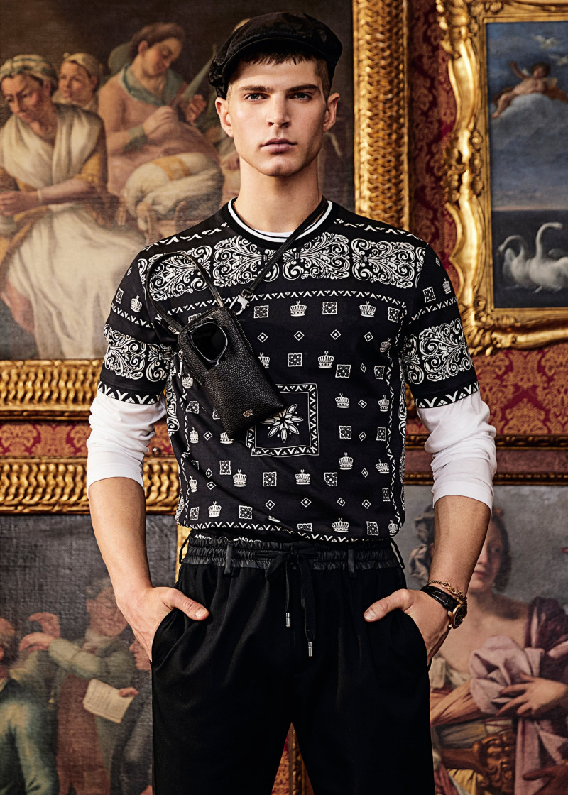 dolce-and-gabbana-summer-2020-man-collection-1491.jpg