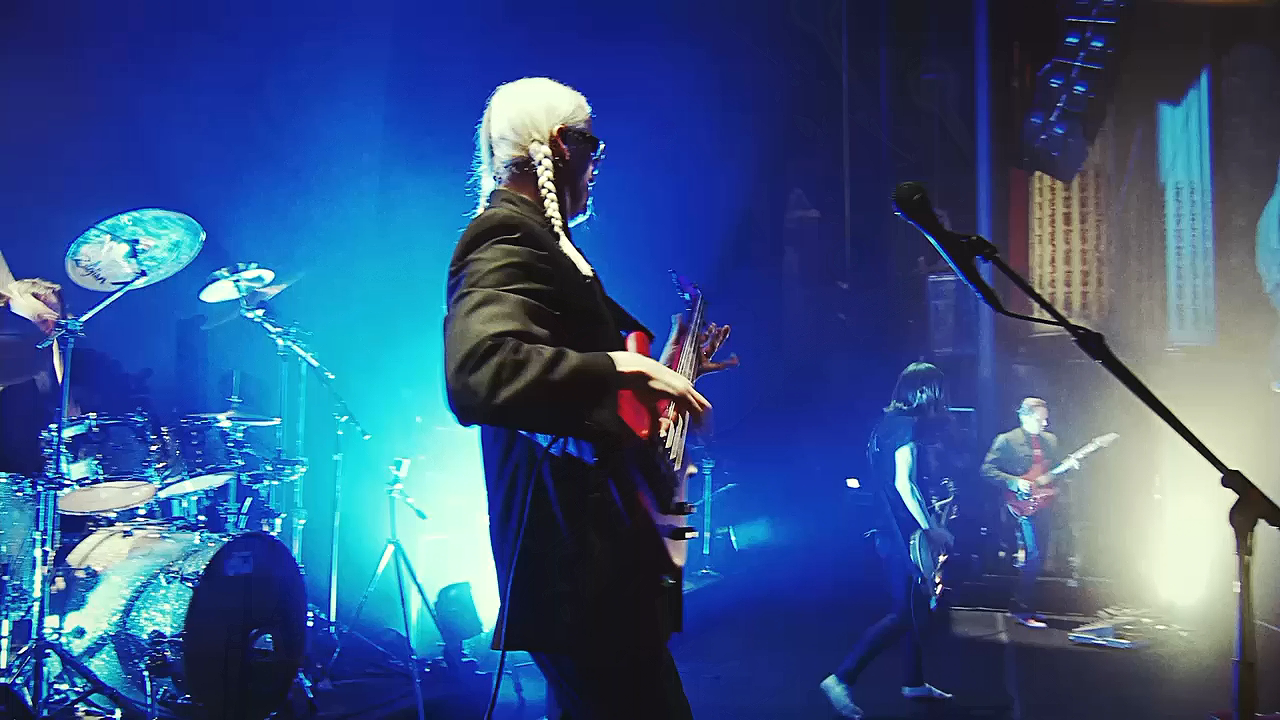 Steven Wilson - Get All You Deserve 2012.mkv_20220723_165818.123.png