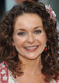 Джулия Савала