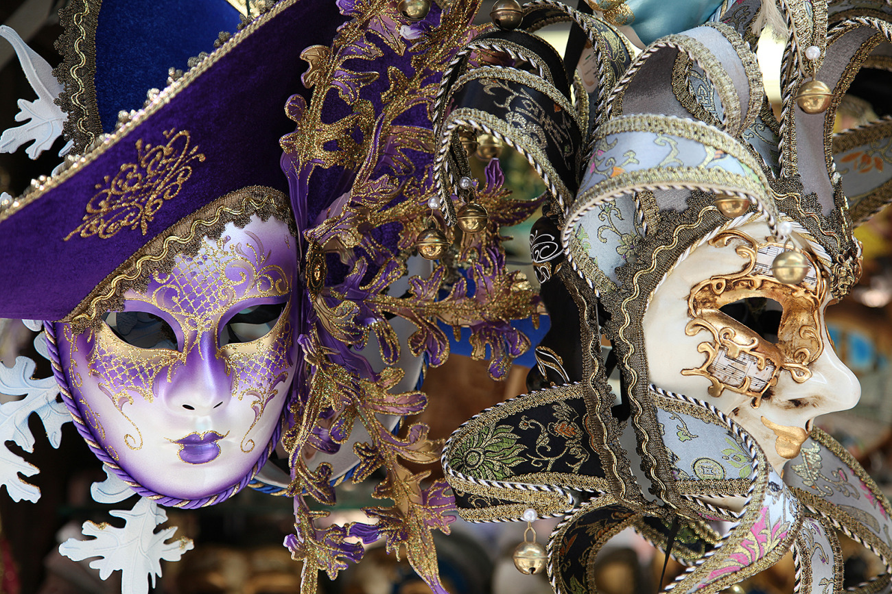 Венецианская карнавальная маска Морена