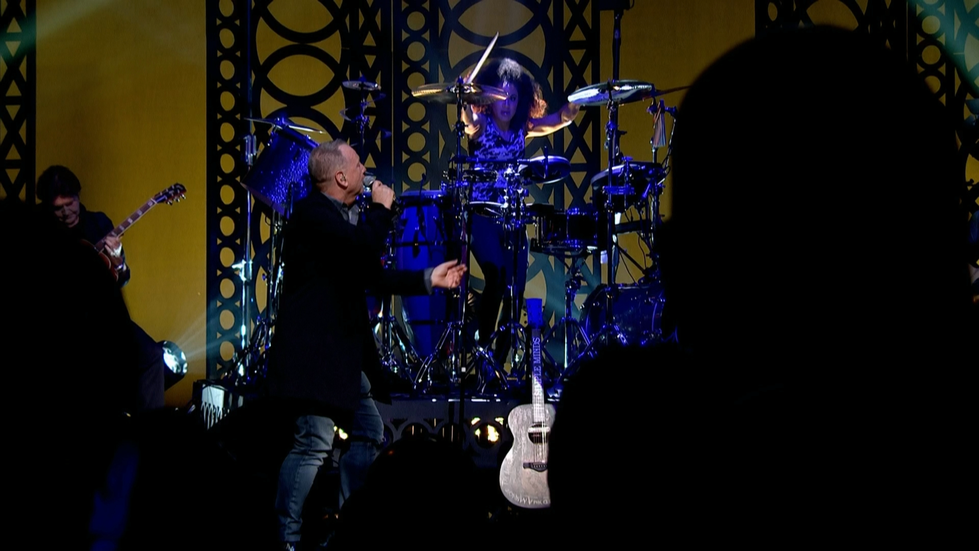 Simple Minds.Acoustic in Concert.2017.BD1080i_20221224_204404.592.png