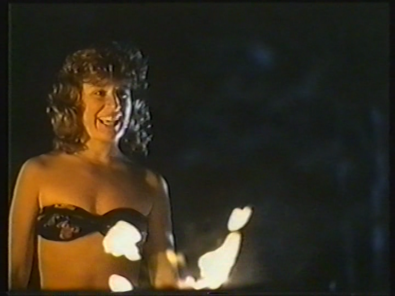 Blades (1989) VHSRip, MVO Варус Видео.mpg_snapshot_00.01.00.299.png