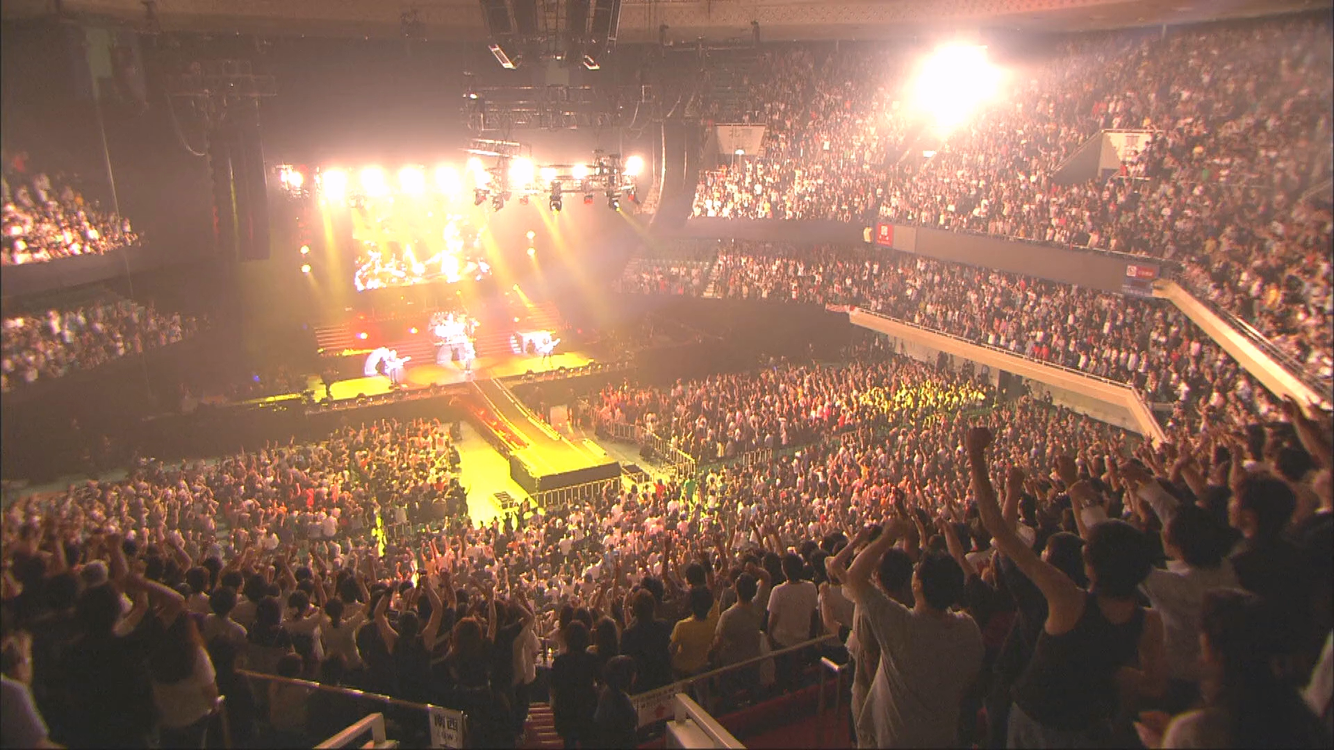 Mr. Big - Back To Budokan (Next Time Around 2009 Tour) [2011, Hard rock, BDRip 1080p].mkv_20230415_094106.710.png