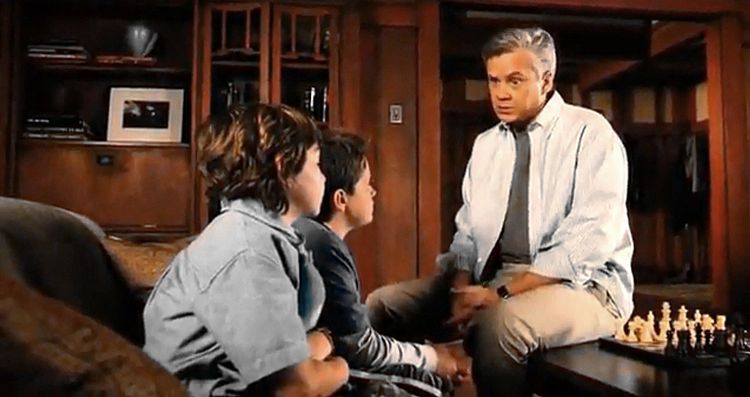 Затура: Космическое приключение /Zathura: A Space Adventure/ 2005 (0:09:45 / 1:41:00)