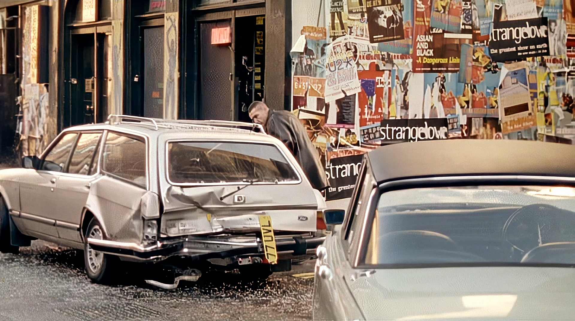 Карты, деньги, два ствола (Lock, Stock and Two Smoking Barrels) 1998 1080p.mkv_snapshot_01.40.55.040.png