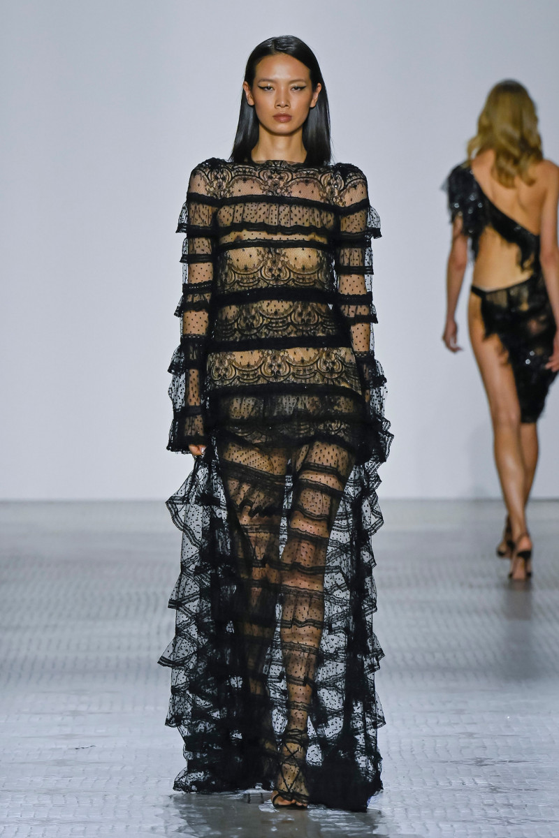 00032-celia-kritharioti-fall-2023-couture-credit-brand.jpg
