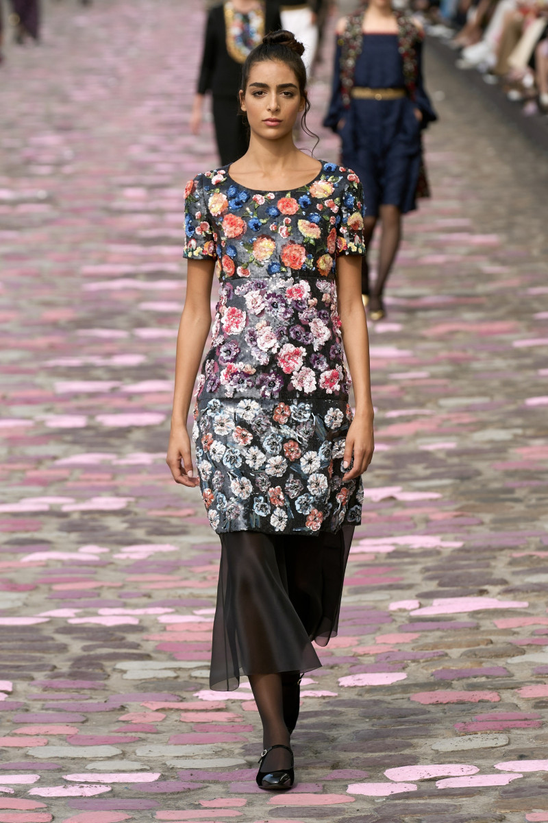 00035-chanel-fall-2023-couture-credit-gorunway.jpg