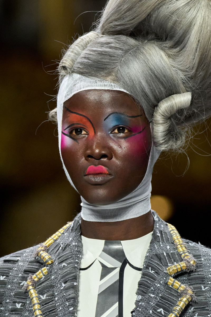 00069-thom-browne-fall-2023-couture-details-credit-gorunway.jpg