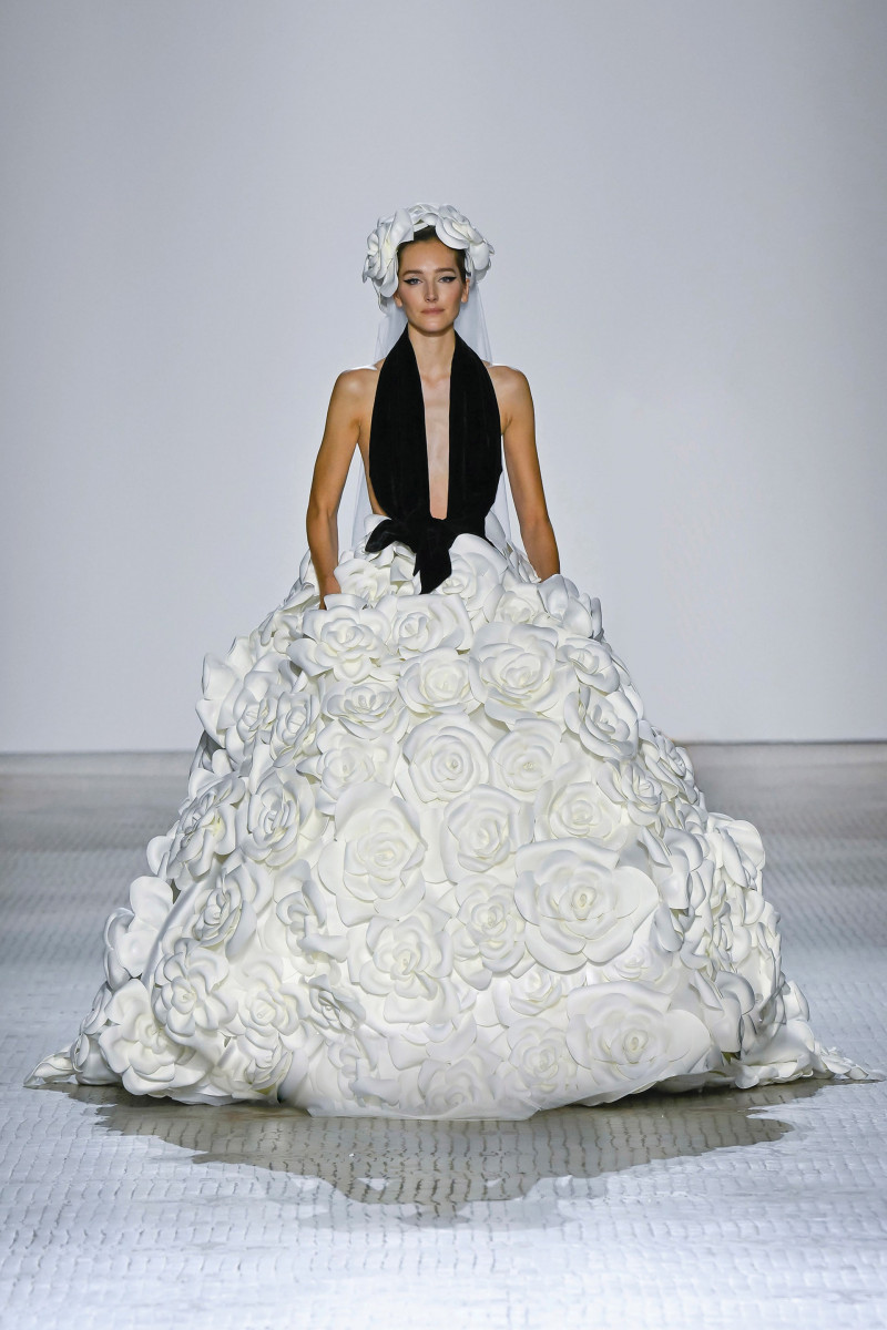 00057-celia-kritharioti-fall-2023-couture-credit-brand.jpg