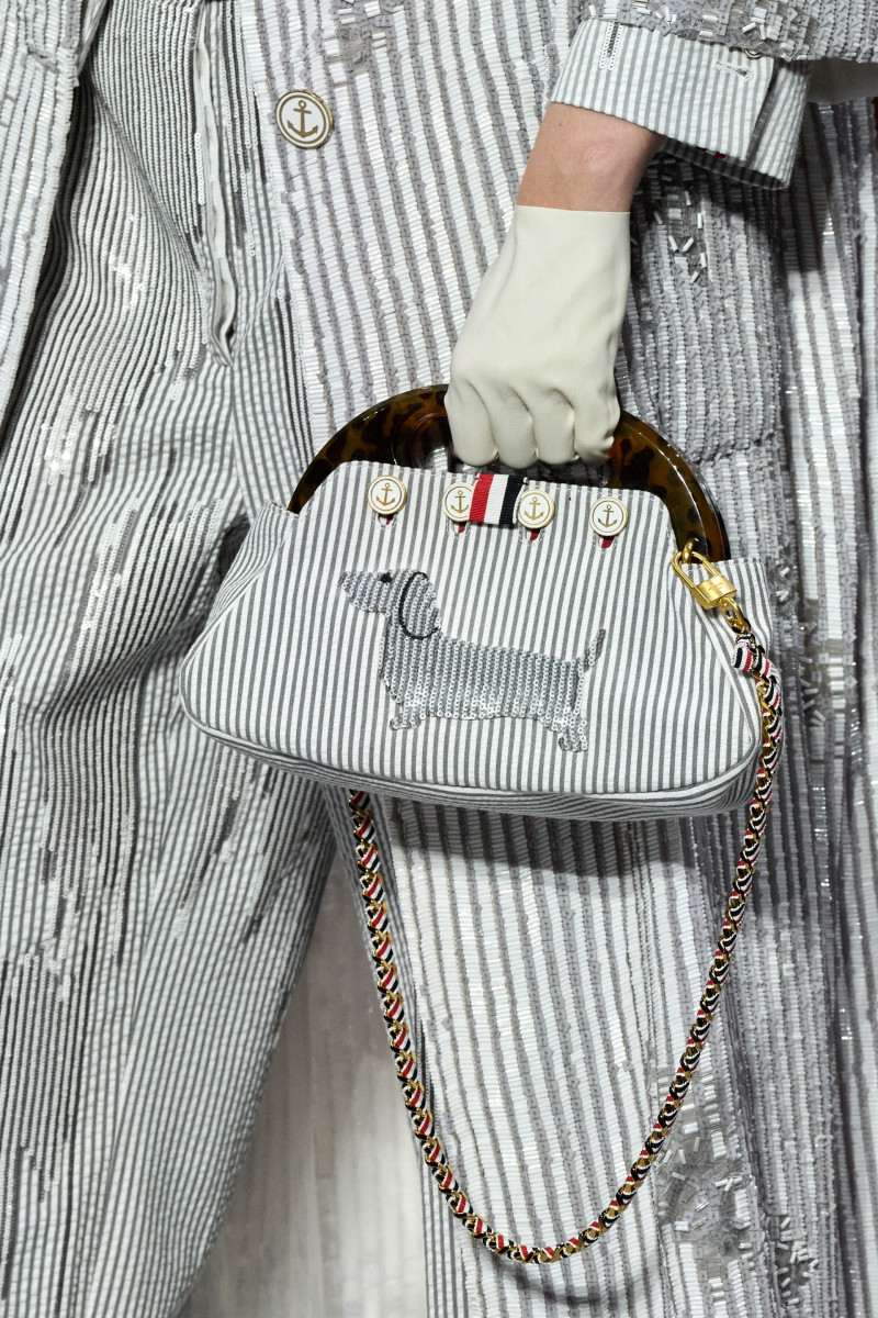 00035-thom-browne-fall-2023-couture-details-credit-gorunway.jpg