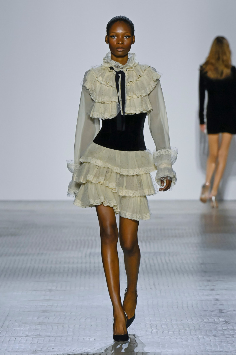 00017-celia-kritharioti-fall-2023-couture-credit-brand.jpg