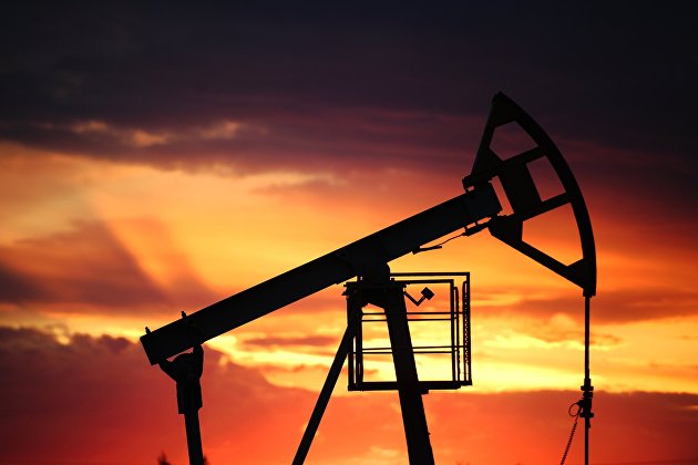 Стоимость нефти снижается на слабых данных из Китая