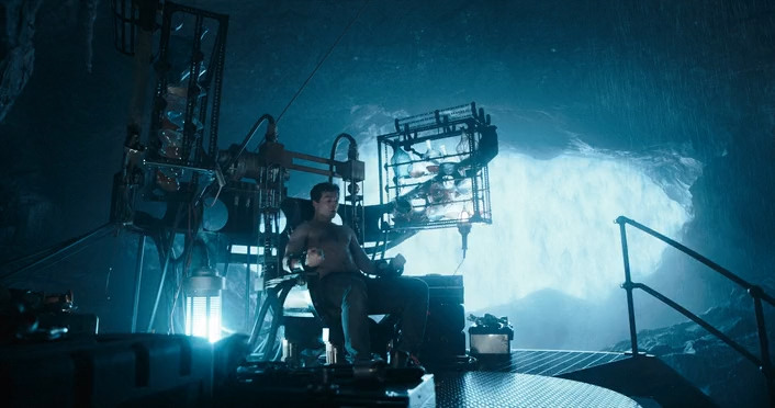The.Flash.2023.HDRip-AVC.ExKinoRay .mkv_snapshot_01.34.19.237.png