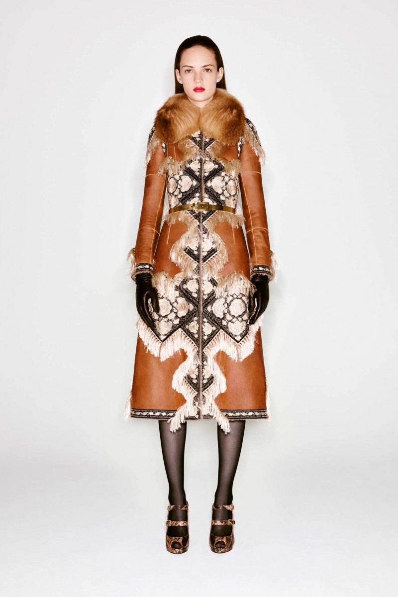 04-alexander-mcqueen-pf16.jpg