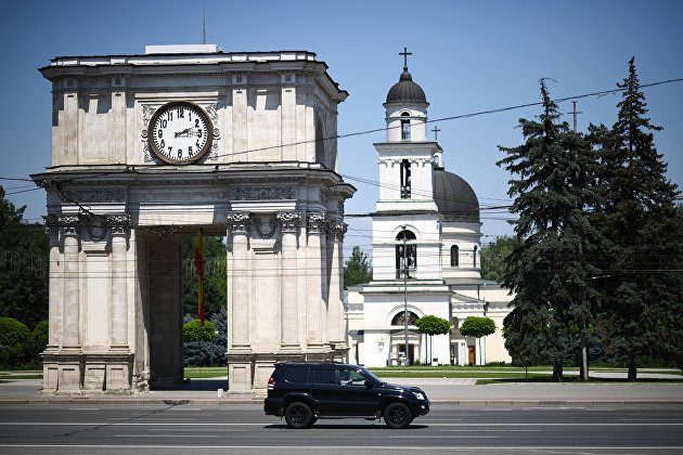 Парламент Молдавии продлил режим чрезвычайного положения на 60 дней