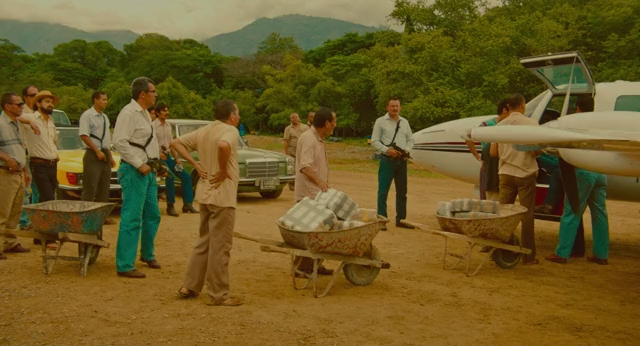 American.Made.(2017).D.rus.HDRip.mp4_snapshot_00.22.00_[2023.10.10_11.43.34].png
