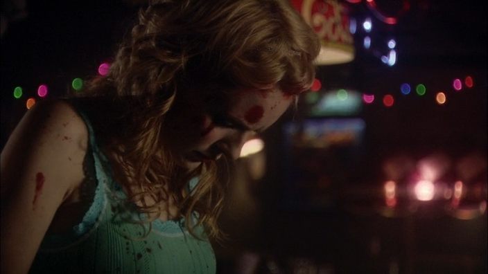 Feast.2005.Unrated.Open.Matte.HDRip-AVC.ExKinoRay.mkv_snapshot_00.40.41.189.png