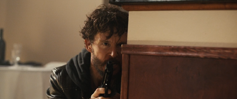 Section.8.2022.BDRip-AVC.ExKinoRay.mkv_snapshot_01.16.17.448.png