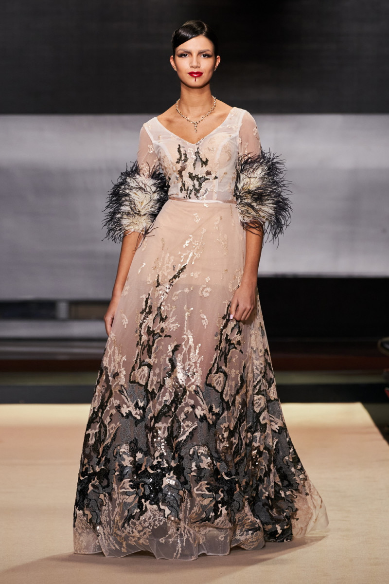 christophe_guillarme_pfw_fw22_24_e22r4-n2l_20231116_1811281046.jpg