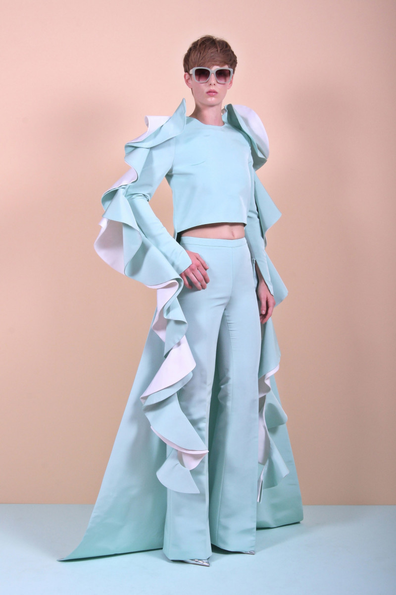 36-christian-siriano-resort-2018.jpg