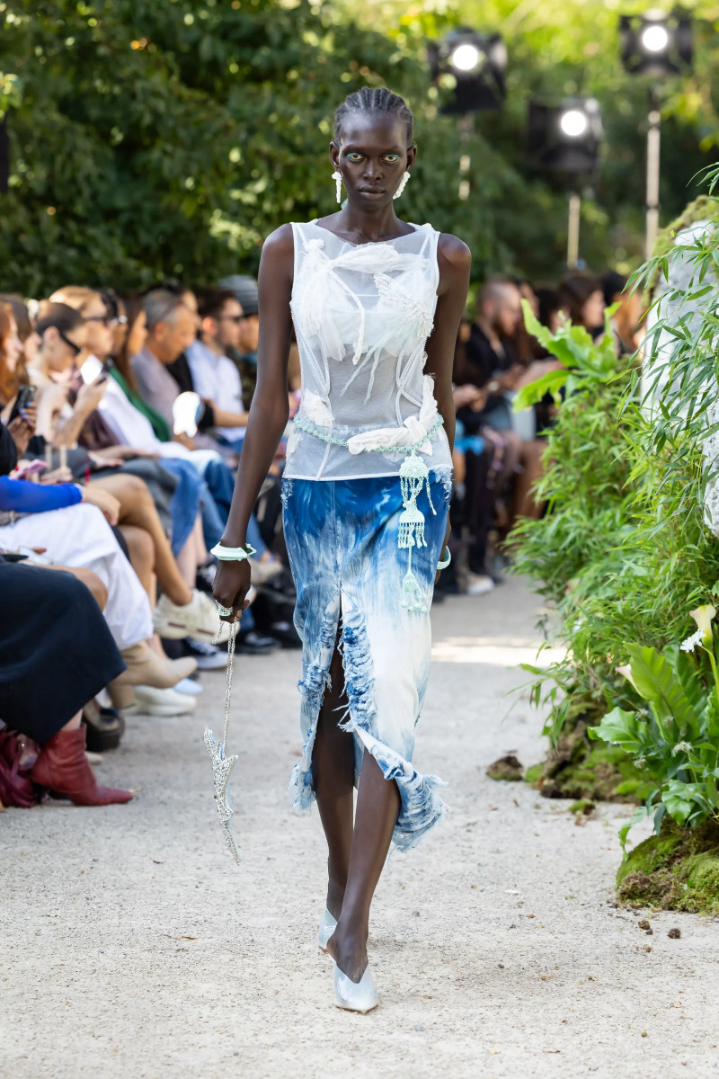 00060-mithridate-spring-2024-ready-to-wear-credit-brand-spon.JPG.webp