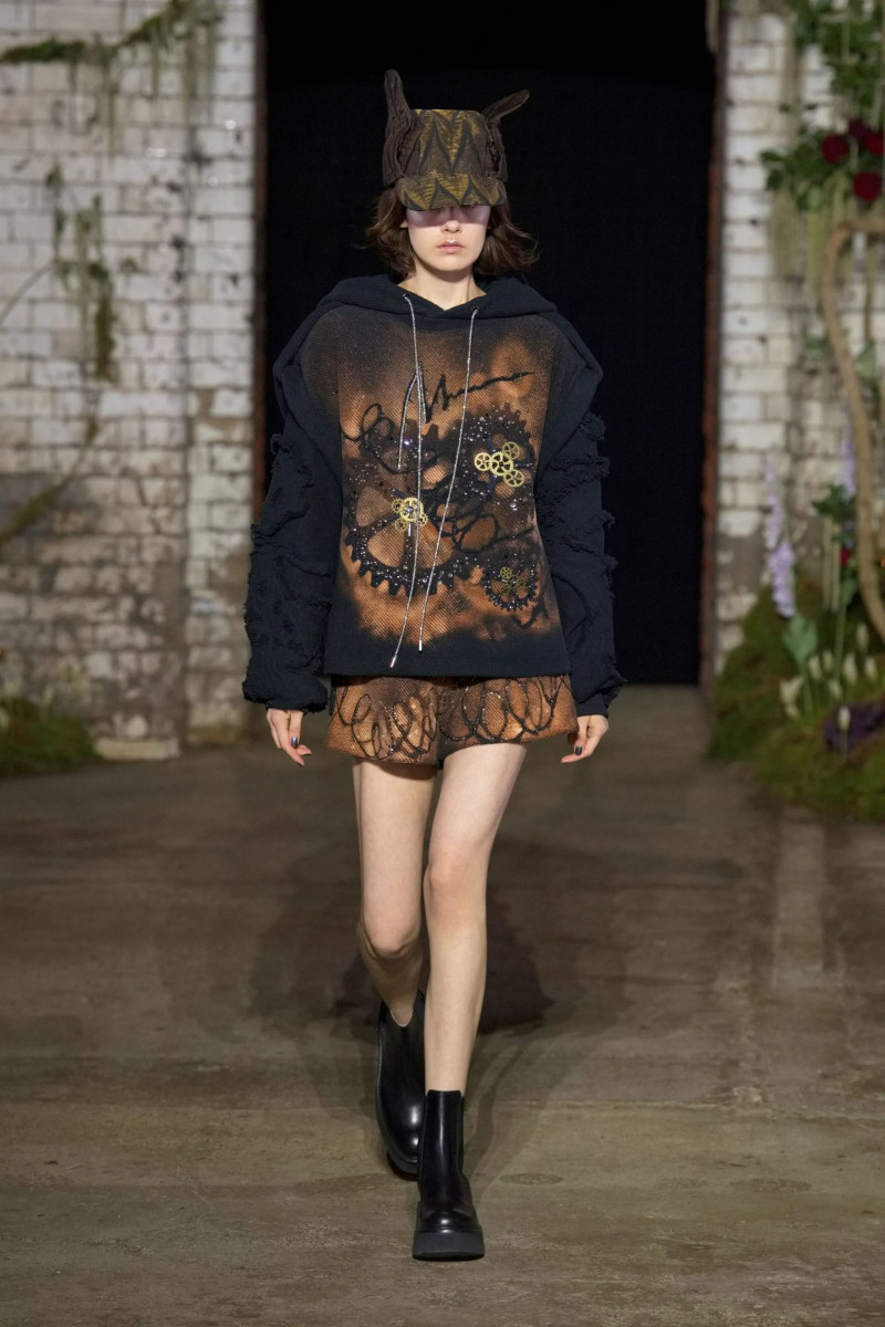 00044-mithridate-fall-2022-ready-to-wear-details-paris-credit-jason-lloyd-evans.webp