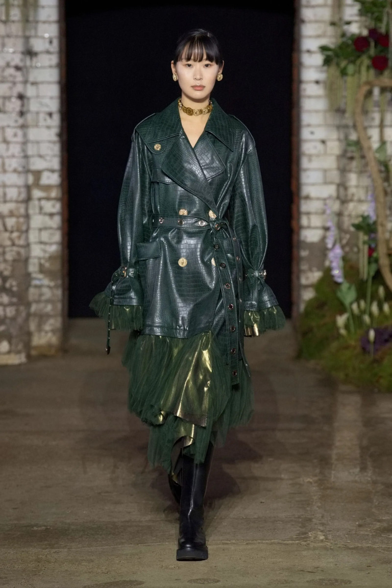 00055-mithridate-fall-2022-ready-to-wear-details-paris-credit-jason-lloyd-evans.webp