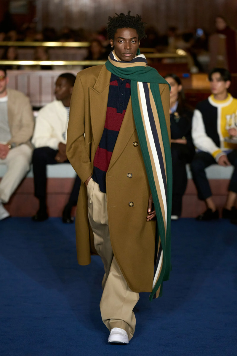 00043-tommy-hilfiger-fall-2024-ready-to-wear-credit-gorunway.webp